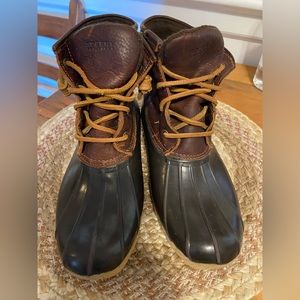 Sperry boots